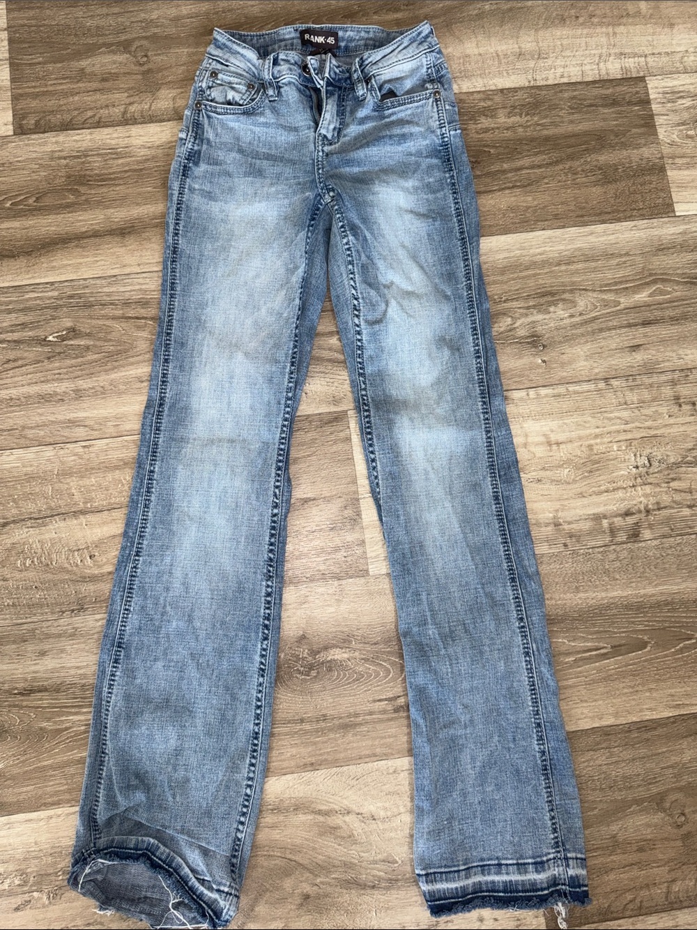 Women's Light Wash Straight-Leg Jeans